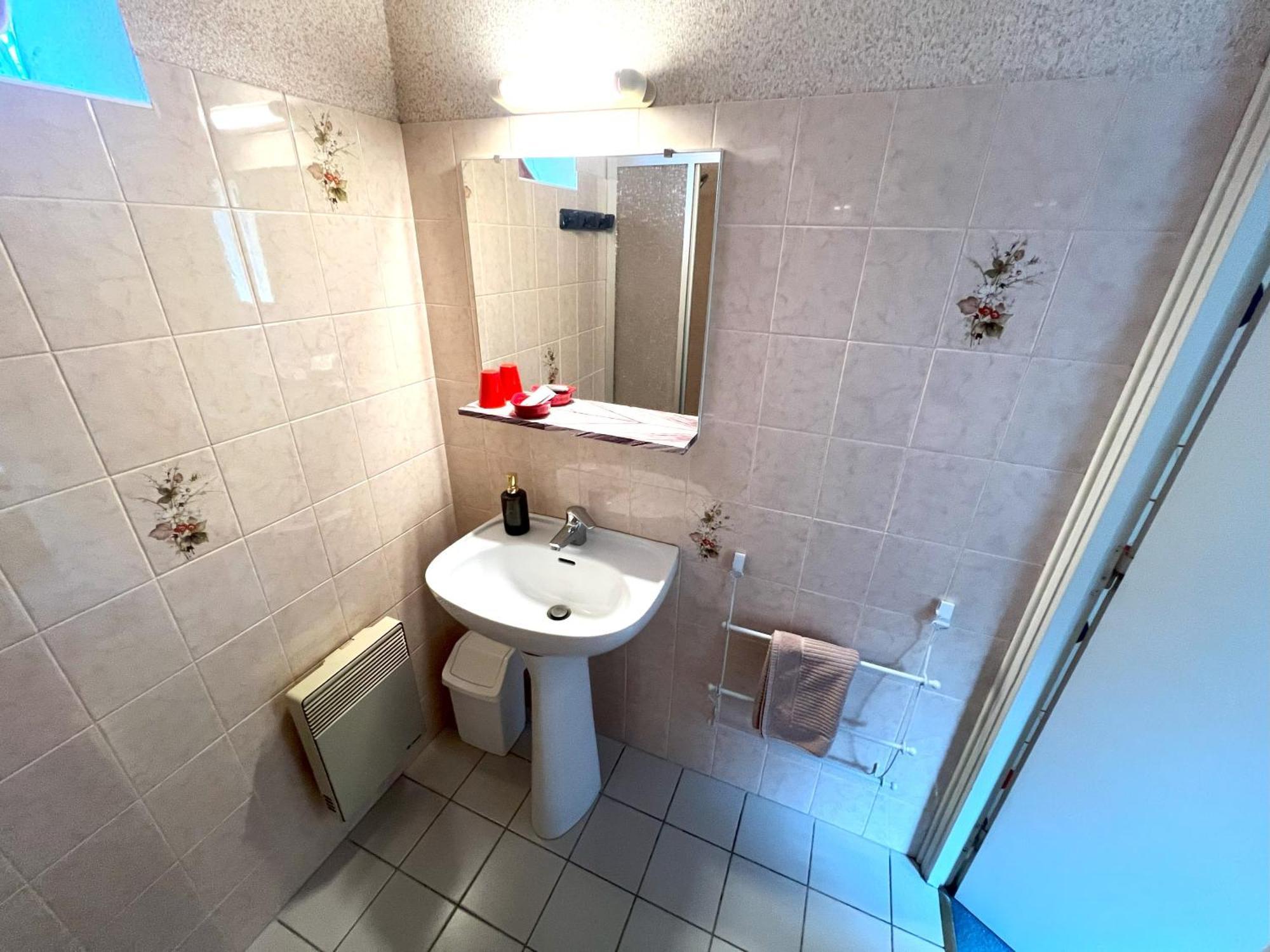 Cap'Tain Cook Bed and Breakfast Caurel  Eksteriør billede